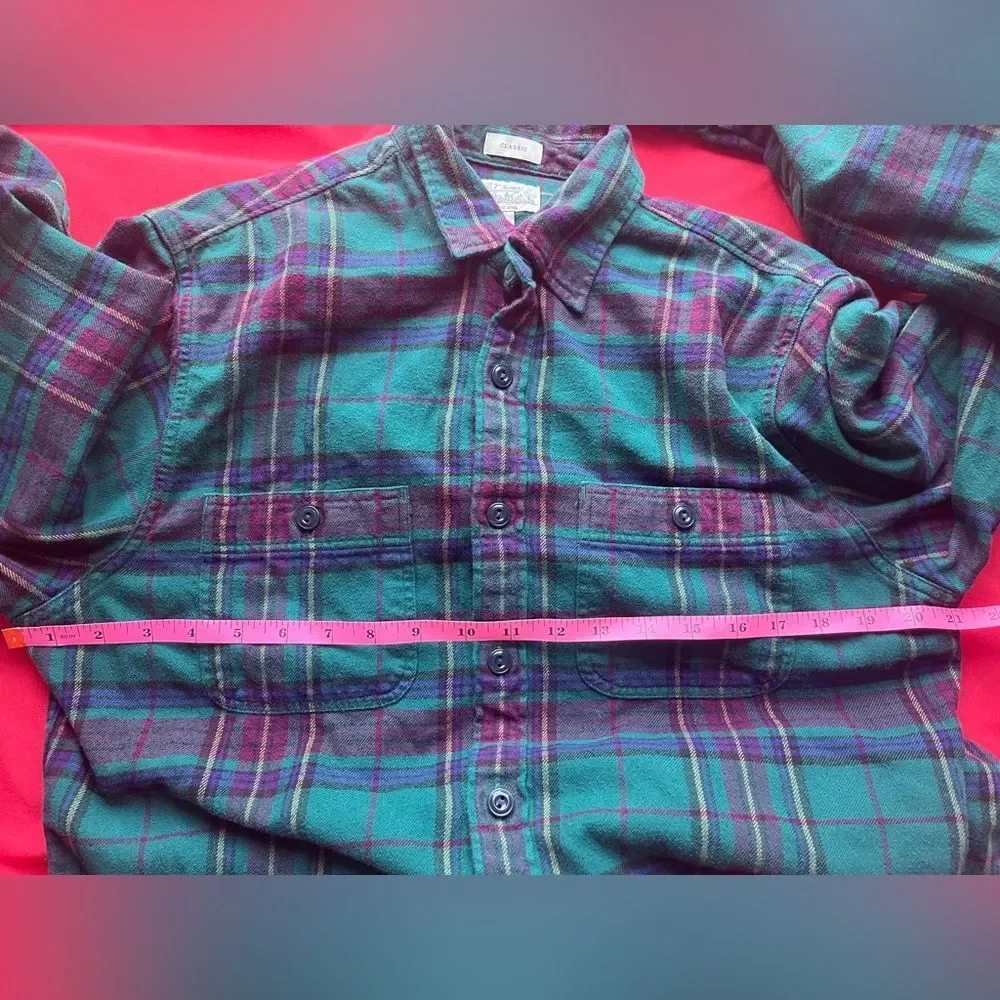 J. Crew Men’s Flannel Classic Mid-Weight Size S Green